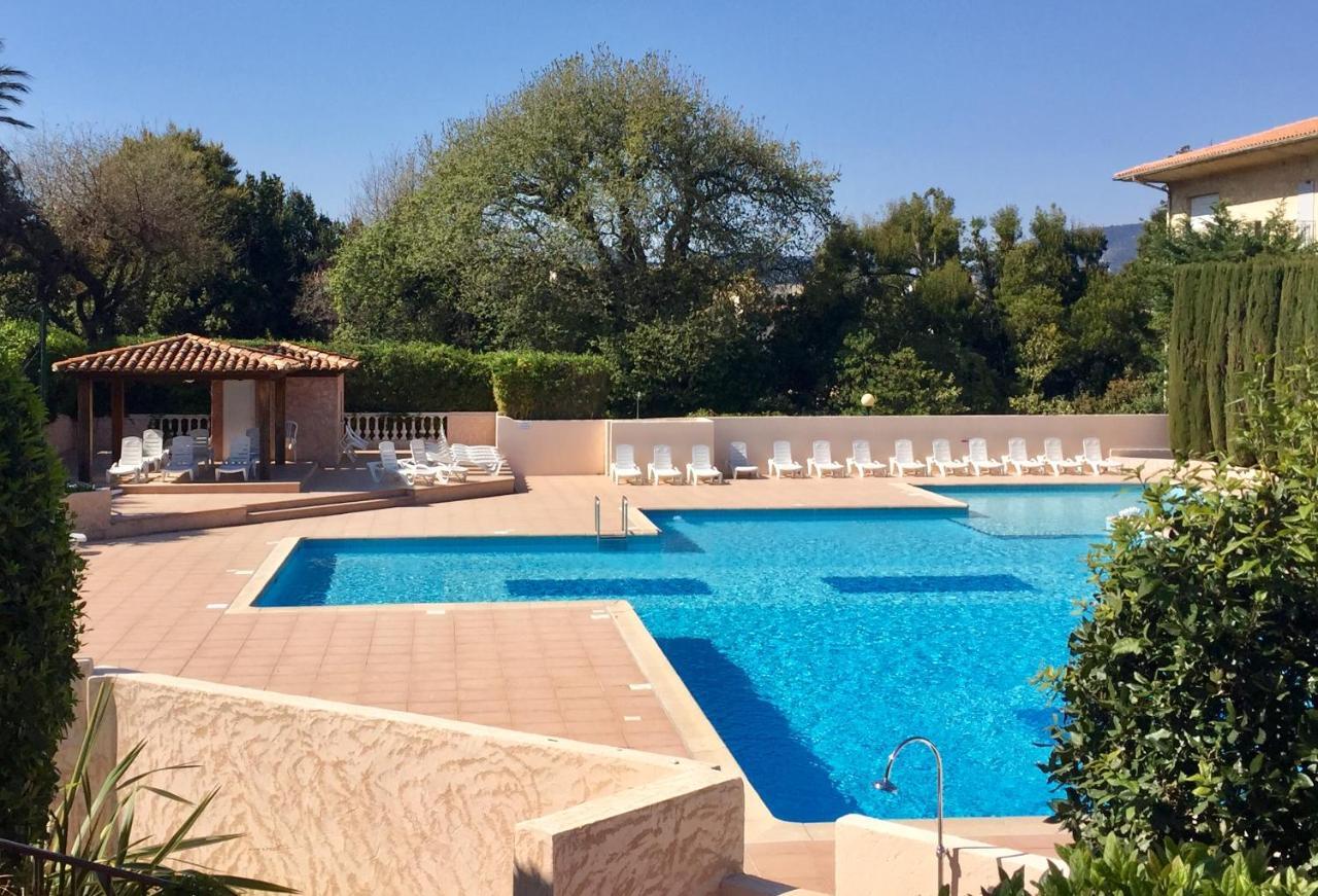 Appartement Spacieux Avec Jardin Coeur De St Tropez Σαιν-Τροπέ Εξωτερικό φωτογραφία