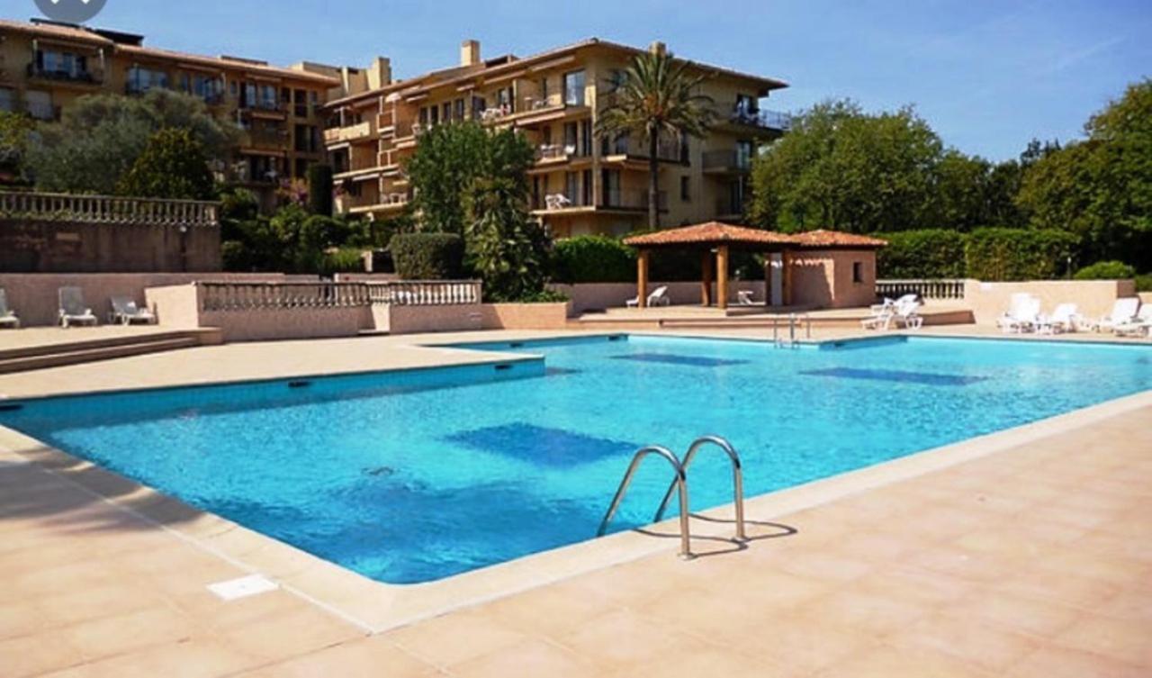 Appartement Spacieux Avec Jardin Coeur De St Tropez Σαιν-Τροπέ Εξωτερικό φωτογραφία