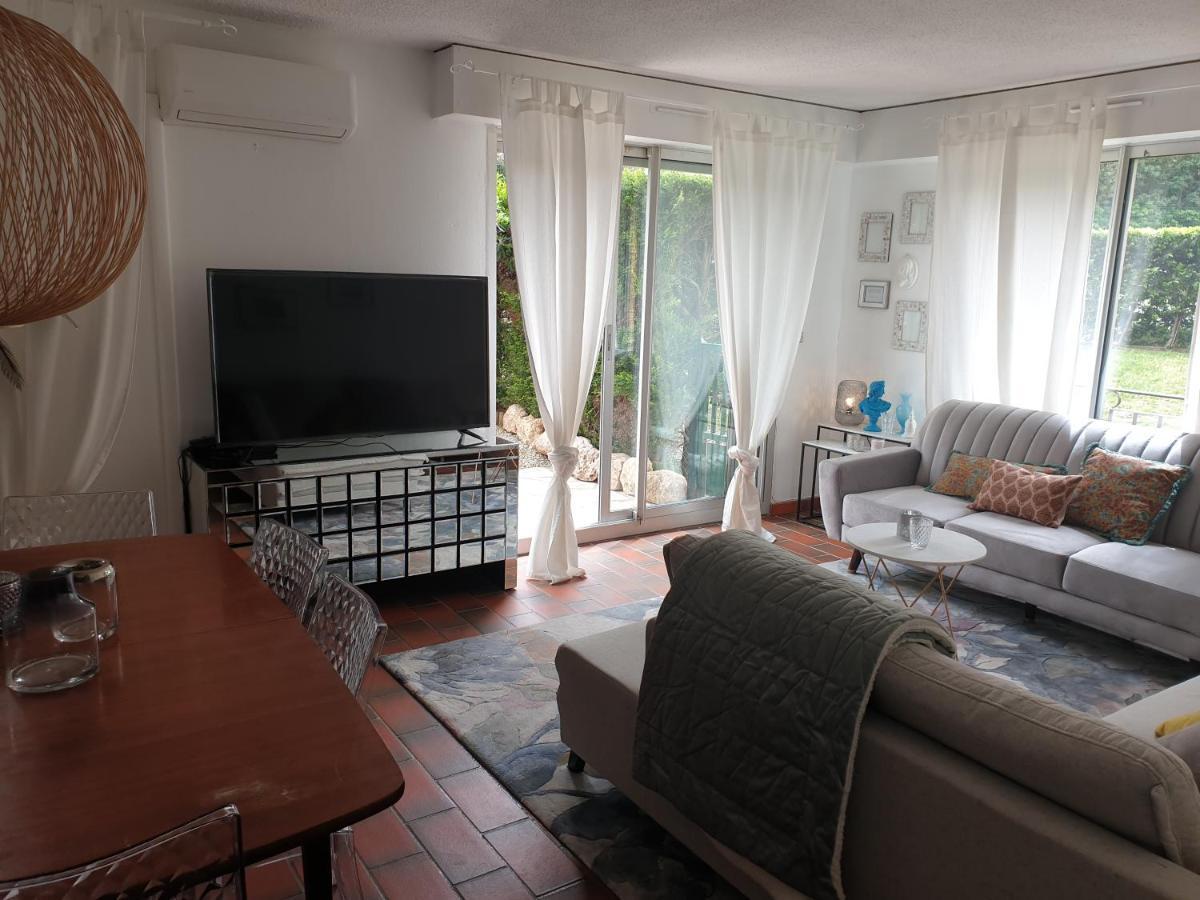 Appartement Spacieux Avec Jardin Coeur De St Tropez Σαιν-Τροπέ Εξωτερικό φωτογραφία